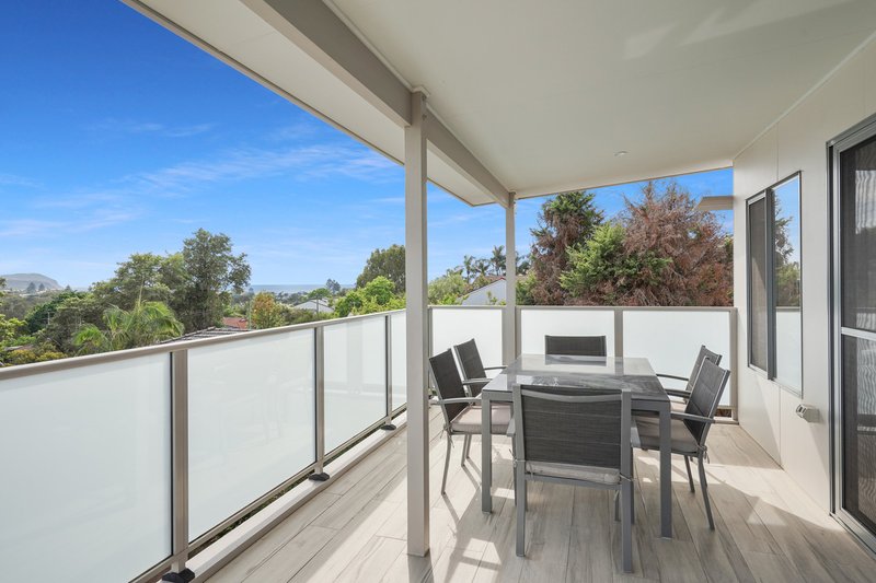 Photo - 3/52 Havenview Road, Terrigal NSW 2260 - Image 2