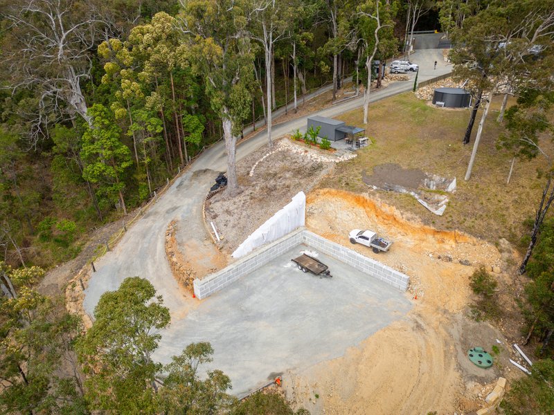 Photo - 352 Henri Robert Drive, Clagiraba QLD 4211 - Image 7