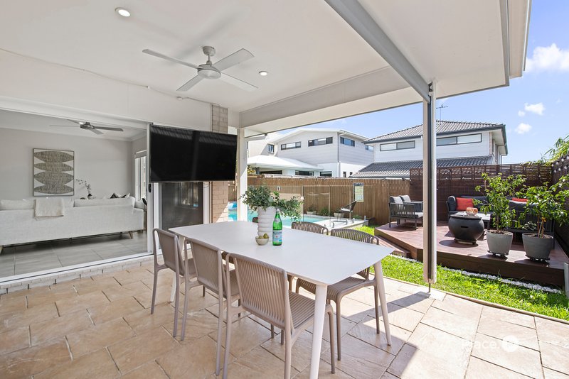 Photo - 352 Richmond Road, Cannon Hill QLD 4170 - Image 8