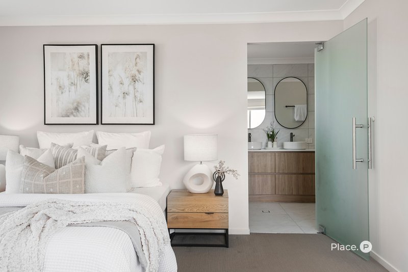 Photo - 352 Richmond Road, Cannon Hill QLD 4170 - Image 11