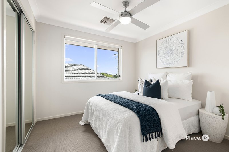 Photo - 352 Richmond Road, Cannon Hill QLD 4170 - Image 16