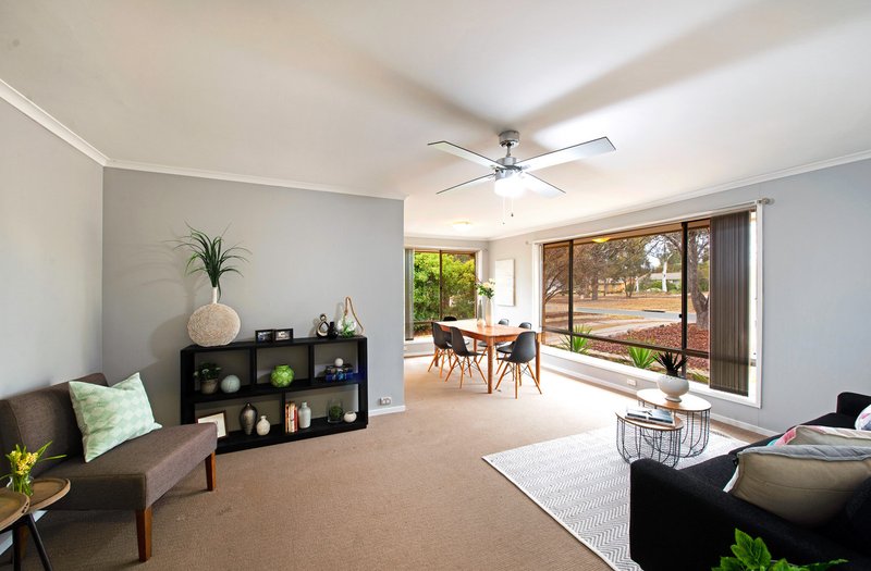 Photo - 352 Southern Cross Drive, Macgregor ACT 2615 - Image 3