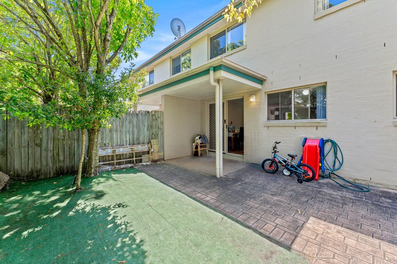 Photo - 35/25 Buckingham Place, Eight Mile Plains QLD 4113 - Image 4