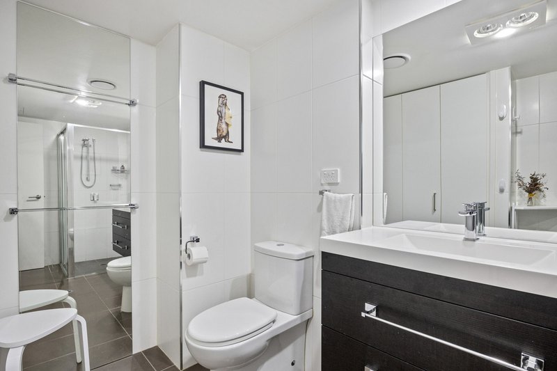 Photo - 35/28 Mort Street, Braddon ACT 2612 - Image 7