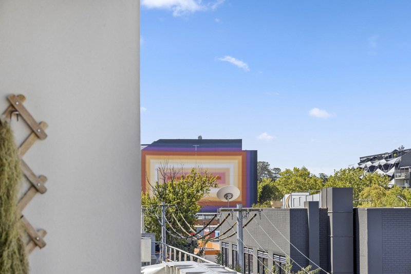 Photo - 35/28 Mort Street, Braddon ACT 2612 - Image 12