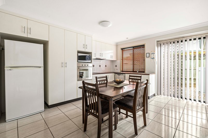 Photo - 3/53 Drayton Road, Harristown QLD 4350 - Image 3