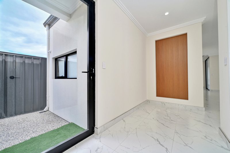 Photo - 353 Grand Promenade, Dianella WA 6059 - Image 3