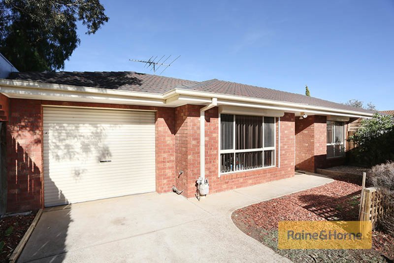 3/53 Staughton Street, Melton South VIC 3338