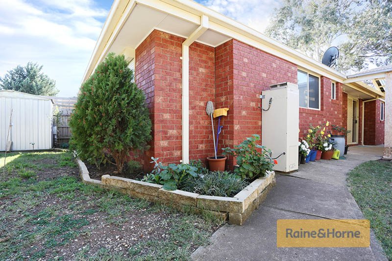 Photo - 3/53 Staughton Street, Melton South VIC 3338 - Image 10