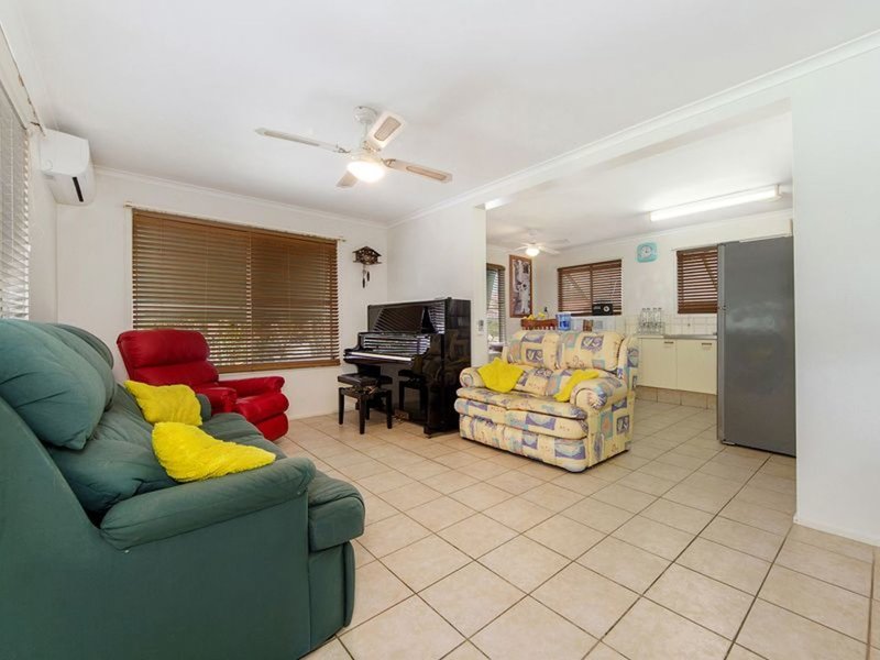 Photo - 35/3 Township Drive, Burleigh Heads QLD 4220 - Image 2