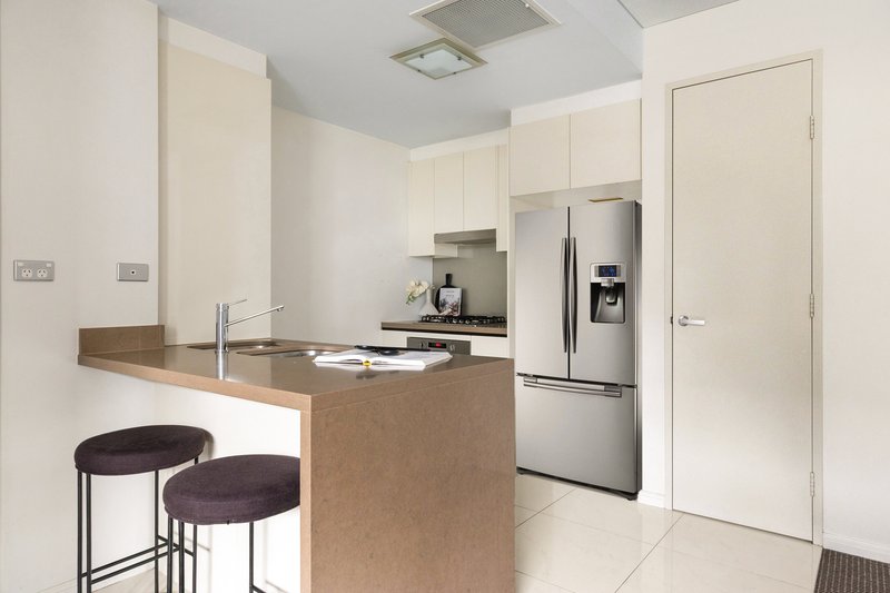 Photo - 353/132-138 Killeaton Street, St Ives NSW 2075 - Image 4