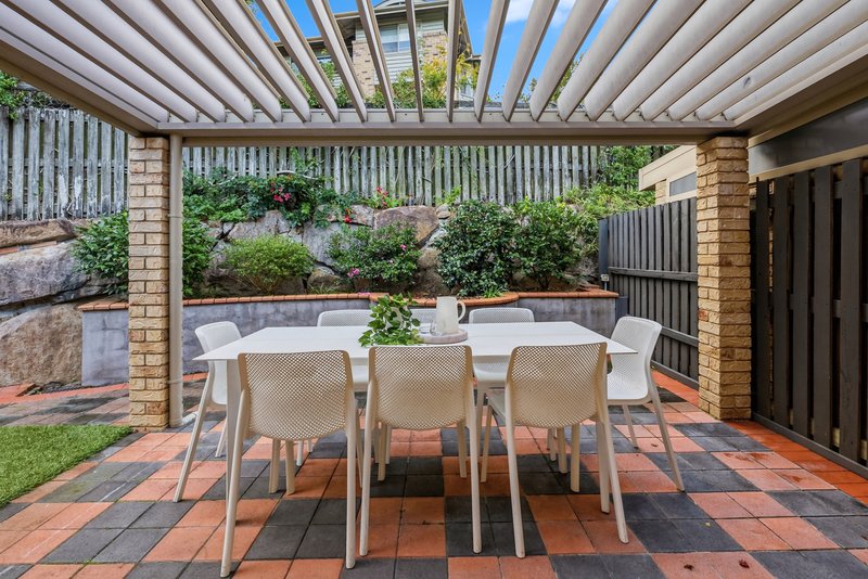 Photo - 35/360 Simpsons Road, Bardon QLD 4065 - Image 3