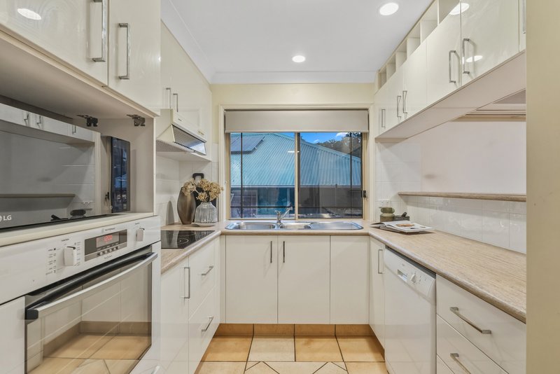Photo - 35/360 Simpsons Road, Bardon QLD 4065 - Image 8