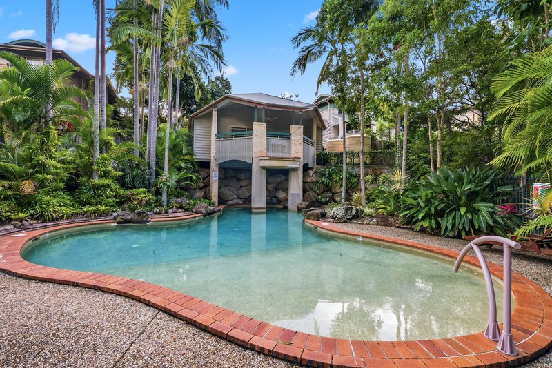Photo - 35/360 Simpsons Road, Bardon QLD 4065 - Image 15