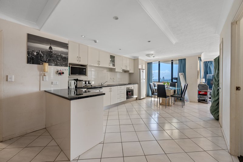 Photo - 35/38 Orchid Avenue, Surfers Paradise QLD 4217 - Image 3
