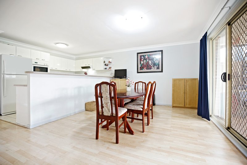 Photo - 35/39 Regentville Road, Glenmore Park NSW 2745 - Image 6