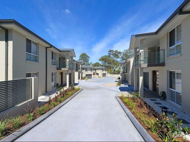 Photo - 3/54-56 Cromarty Road, Soldiers Point NSW 2317 - Image 3