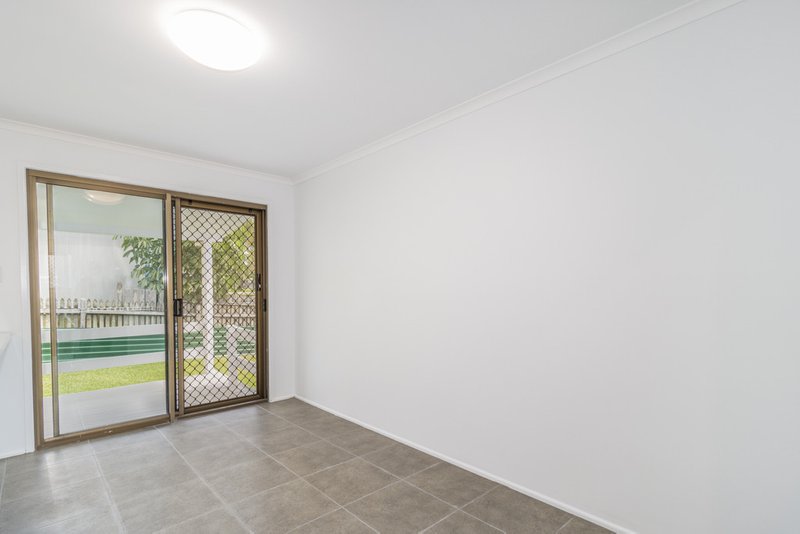 Photo - 354 Boat Harbour Drive, Scarness QLD 4655 - Image 5