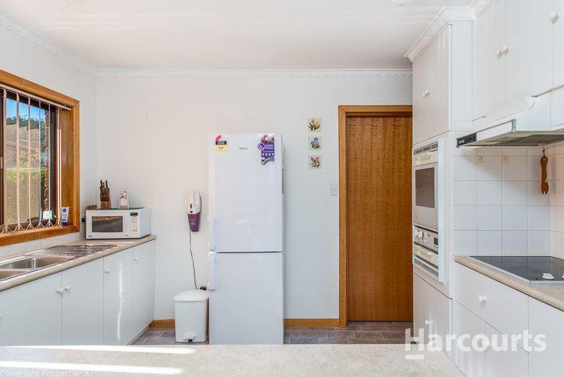 Photo - 354 Clarence Street, Howrah TAS 7018 - Image 8