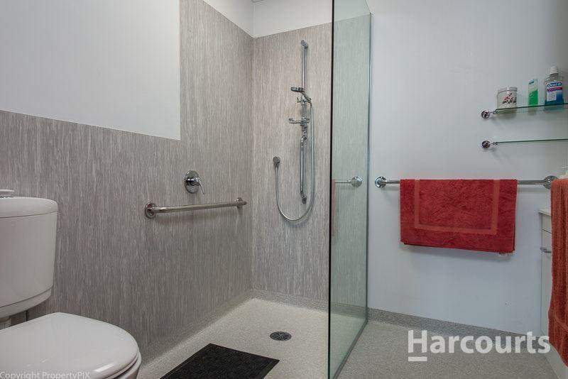 Photo - 354 Clarence Street, Howrah TAS 7018 - Image 12