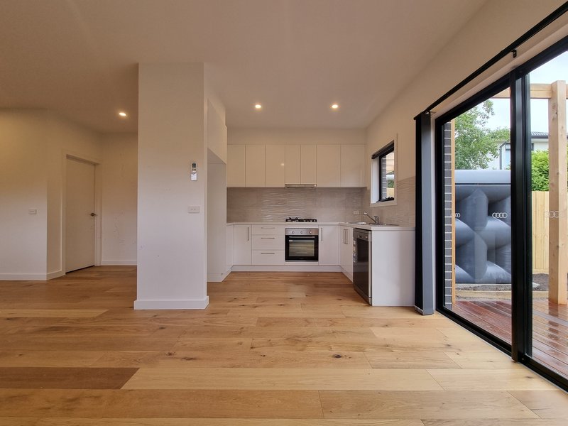 Photo - 3/54 Clarinda Road, Clarinda VIC 3169 - Image 9