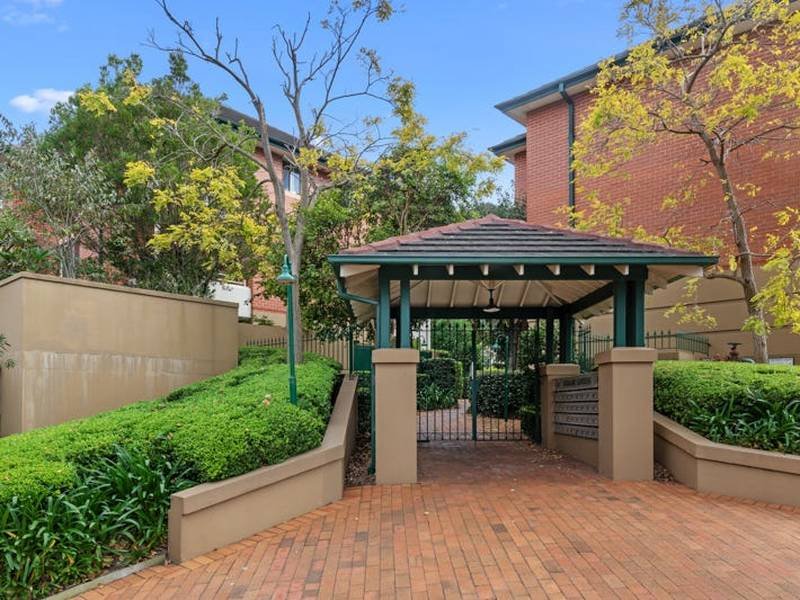 Photo - 35/40-44 Rosalind Street, Cammeray NSW 2062 - Image 7