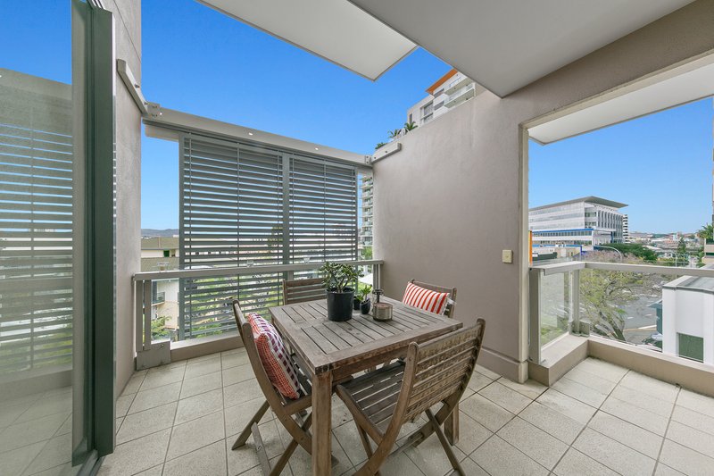 Photo - 35/40 Boundary Street, South Brisbane QLD 4101 - Image 5