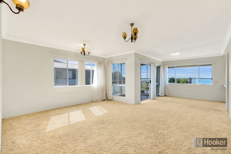 Photo - 3/542 Marine Parade, Biggera Waters QLD 4216 - Image 4