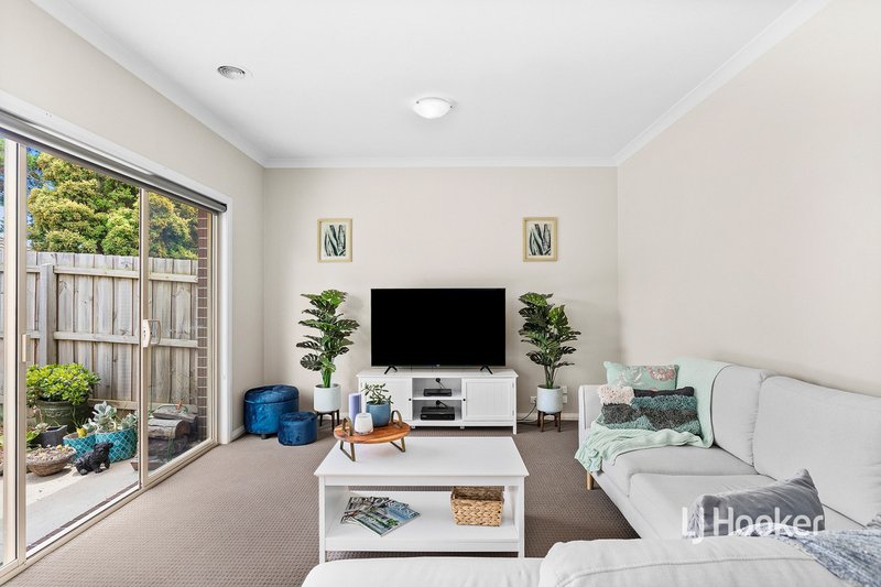 Photo - 35/42 Mitchells Lane, Sunbury VIC 3429 - Image 3