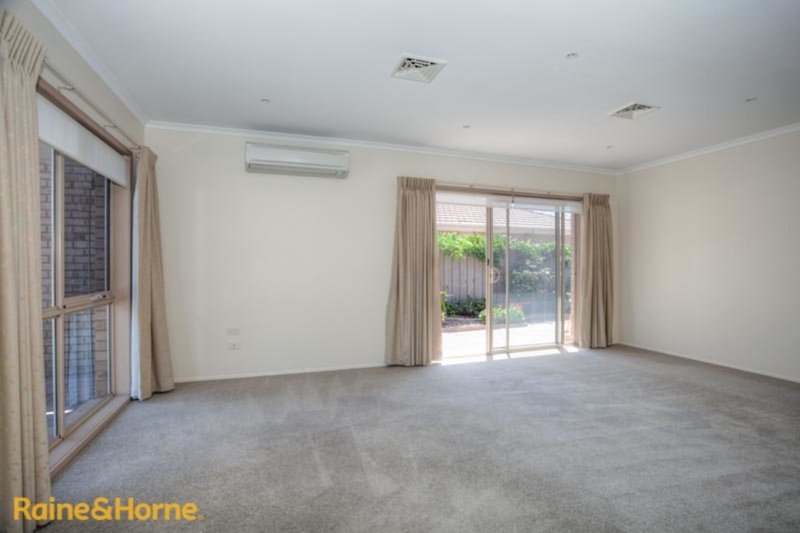 Photo - 35/45 Cornish Street, Sunbury VIC 3429 - Image 4