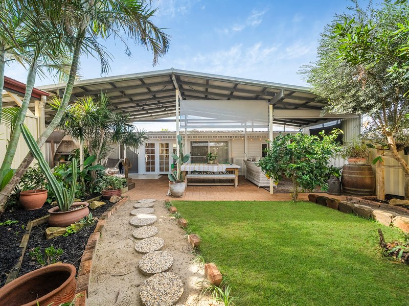 Photo - 3/548 Oxley Avenue, Redcliffe QLD 4020 - Image 1
