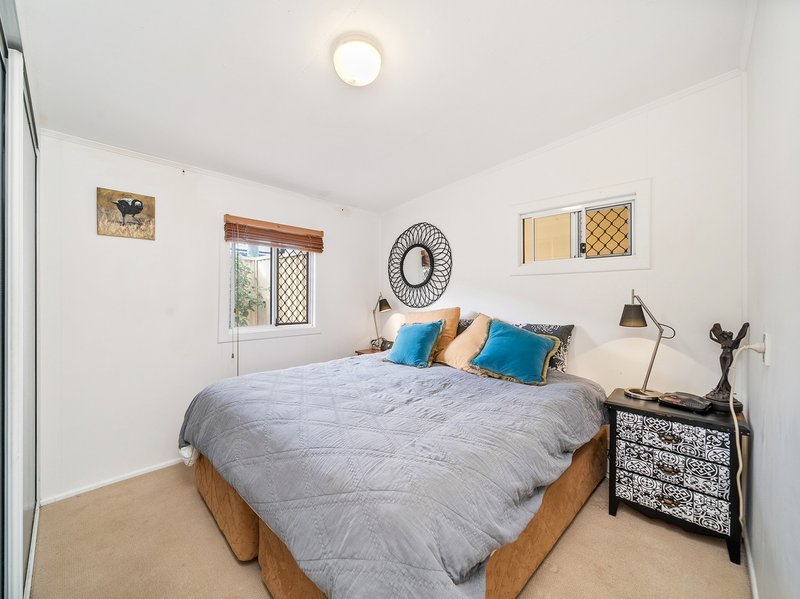 Photo - 3/548 Oxley Avenue, Redcliffe QLD 4020 - Image 11
