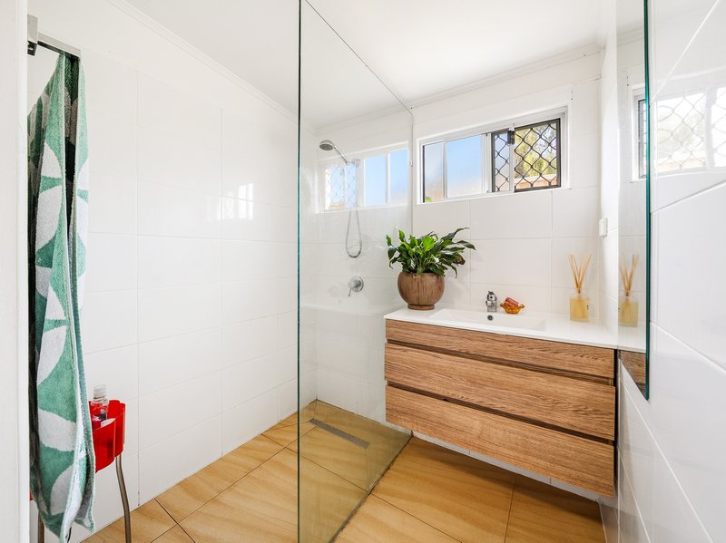 Photo - 3/548 Oxley Avenue, Redcliffe QLD 4020 - Image 13