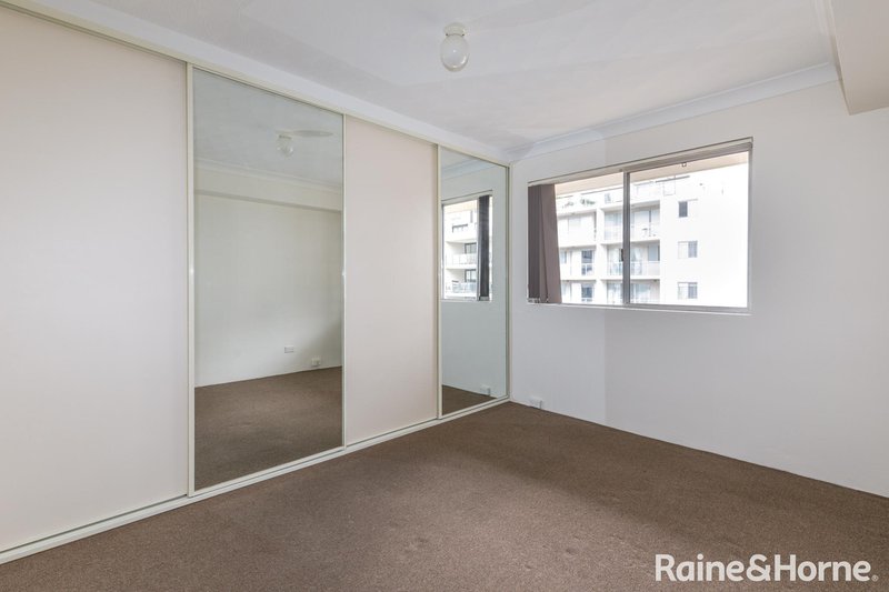 Photo - 35/5-15 Union Street, Parramatta NSW 2150 - Image 6