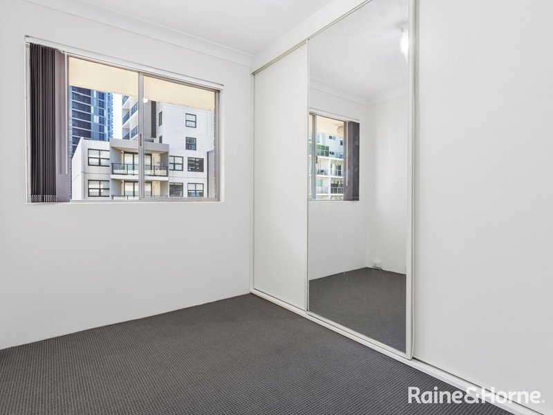 Photo - 35/5-15 Union Street, Parramatta NSW 2150 - Image 6