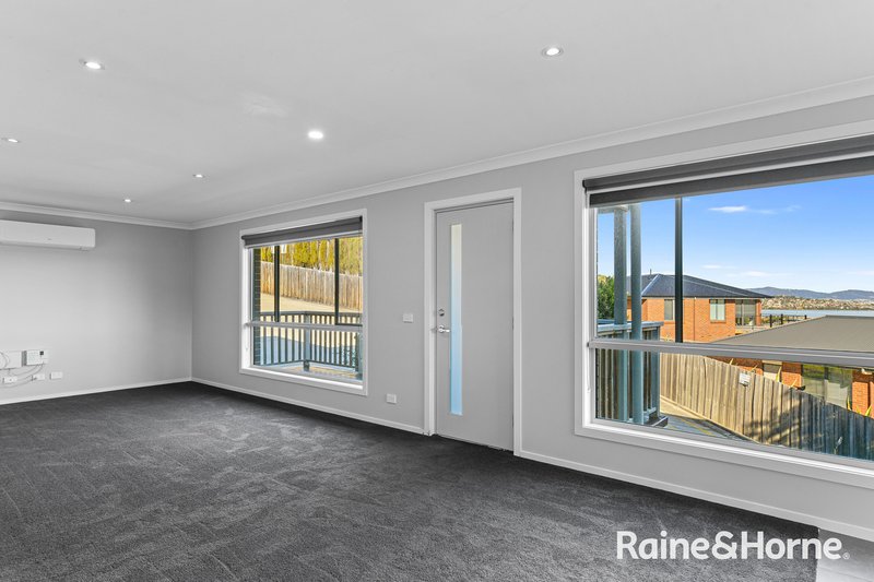 Photo - 3/55 Horizon Drive, Sorell TAS 7172 - Image 7