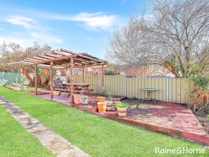 Photo - 355 Howick Street, Bathurst NSW 2795 - Image 17