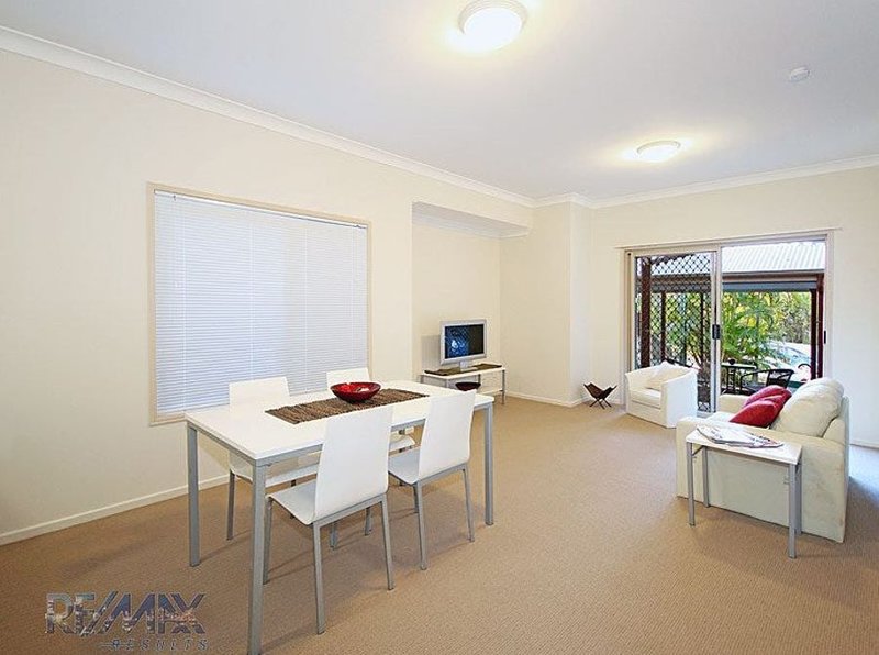 Photo - 3/55 Richmond Rd , Morningside QLD 4170 - Image 4