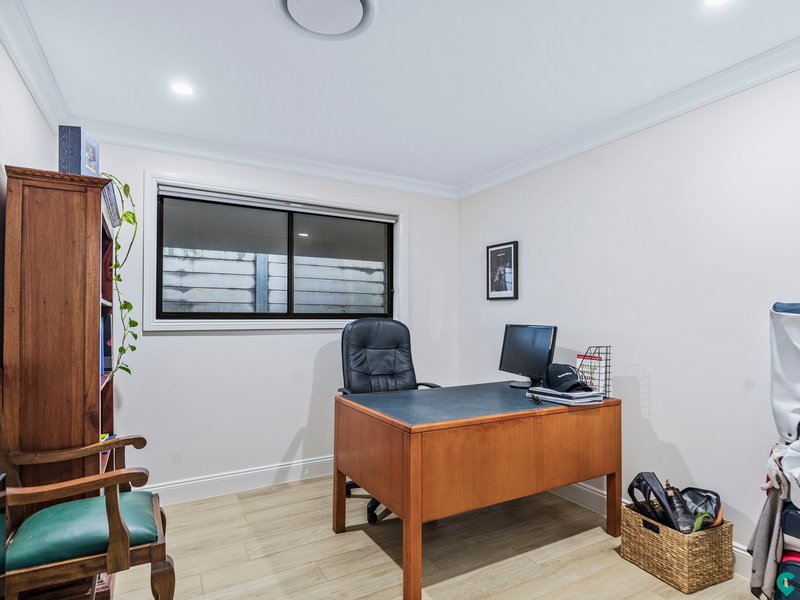 Photo - 3/55 Wagtail Street, The Gap QLD 4061 - Image 10