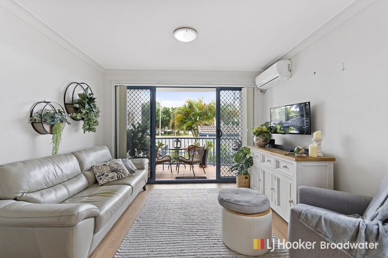 Photo - 3/550 Marine Parade, Biggera Waters QLD 4216 - Image 11