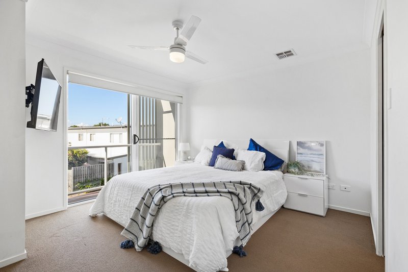 Photo - 35/57 Charles Canty Drive, Wellington Point QLD 4160 - Image 9