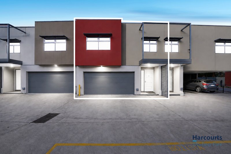 Photo - 3/55B Oakwood Road, Albanvale VIC 3021 - Image 1