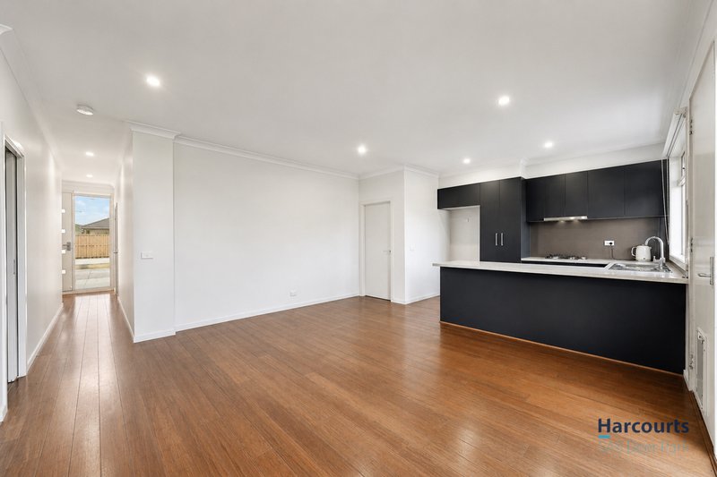 Photo - 3/55B Oakwood Road, Albanvale VIC 3021 - Image 5
