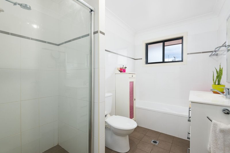 Photo - 3/56 Eversley Terrace, Yeronga QLD 4104 - Image 10