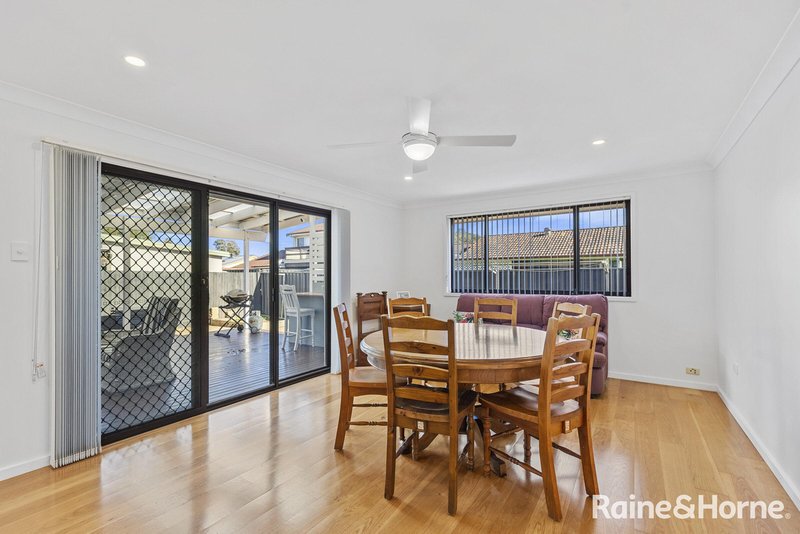 Photo - 356 Lakedge Avenue, Chittaway Bay NSW 2261 - Image 4