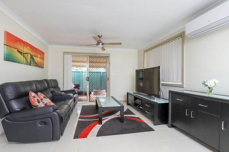 Photo - 3/56 Myee Road, Macquarie Fields NSW 2564 - Image 4