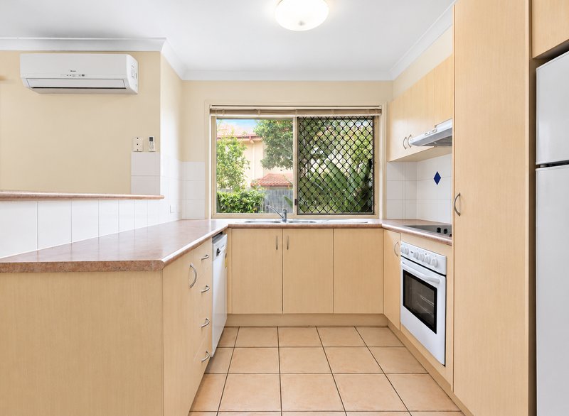 Photo - 35/6 Samanthas Way, Slacks Creek QLD 4127 - Image 3