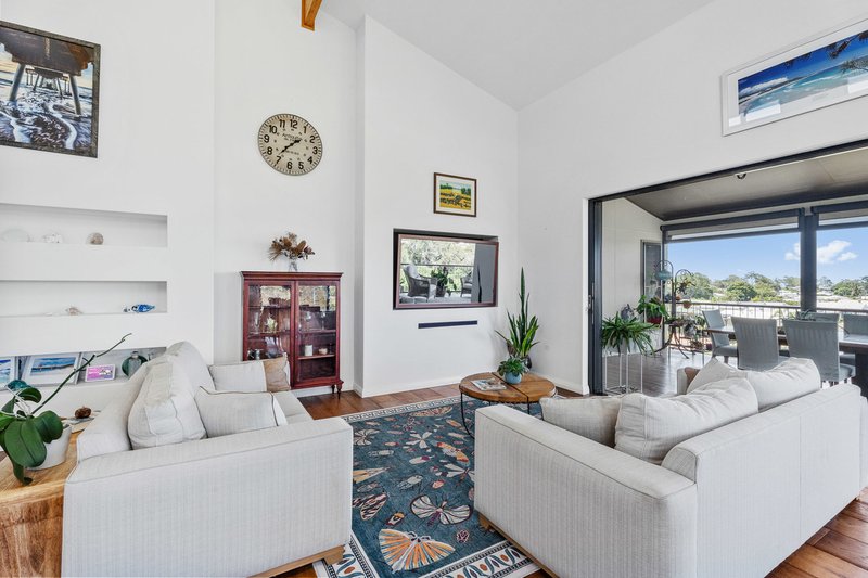 Photo - 356 Torquay Terrace, Torquay QLD 4655 - Image 10