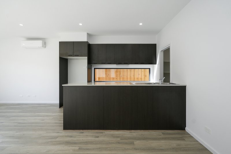 Photo - 3/56B Fitzroy Street, Kilmore VIC 3764 - Image 8