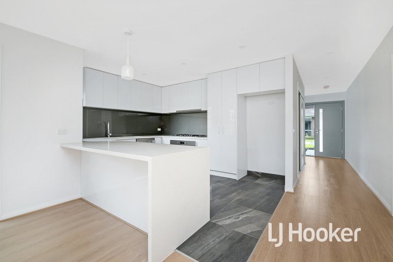 Photo - 3/57 Brunnings Road, Carrum Downs VIC 3201 - Image 2